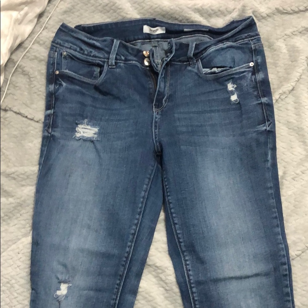 Kensie distressed jeans